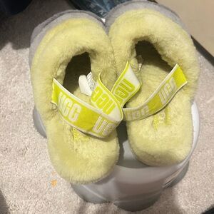 UGG Fluff Yeah Slippers